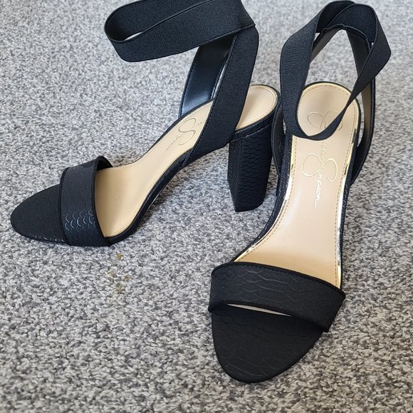 Jessica Simpson heels - Picture 3 of 3